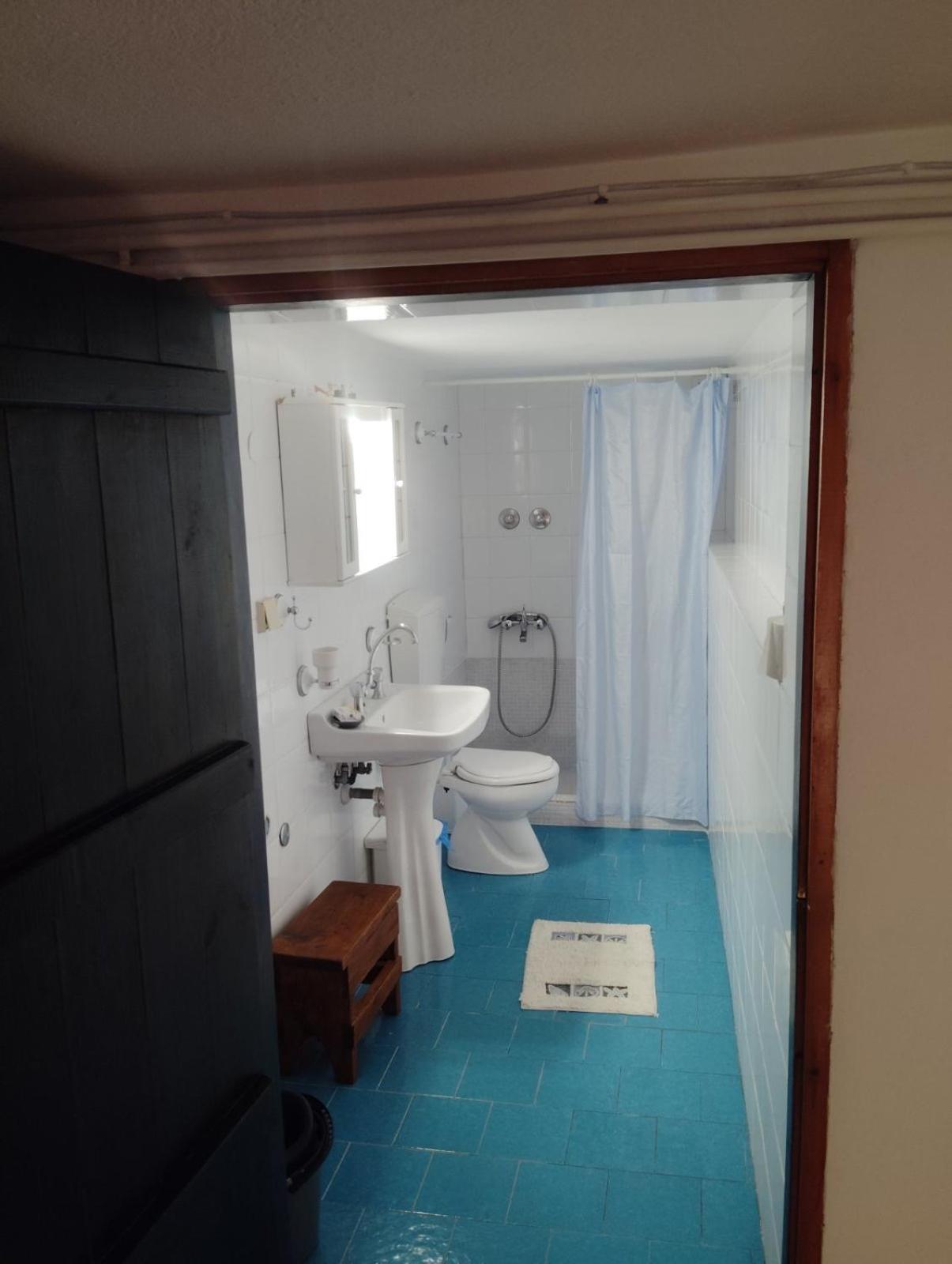 Guesthouse Apanemia 아피소스 외부 사진